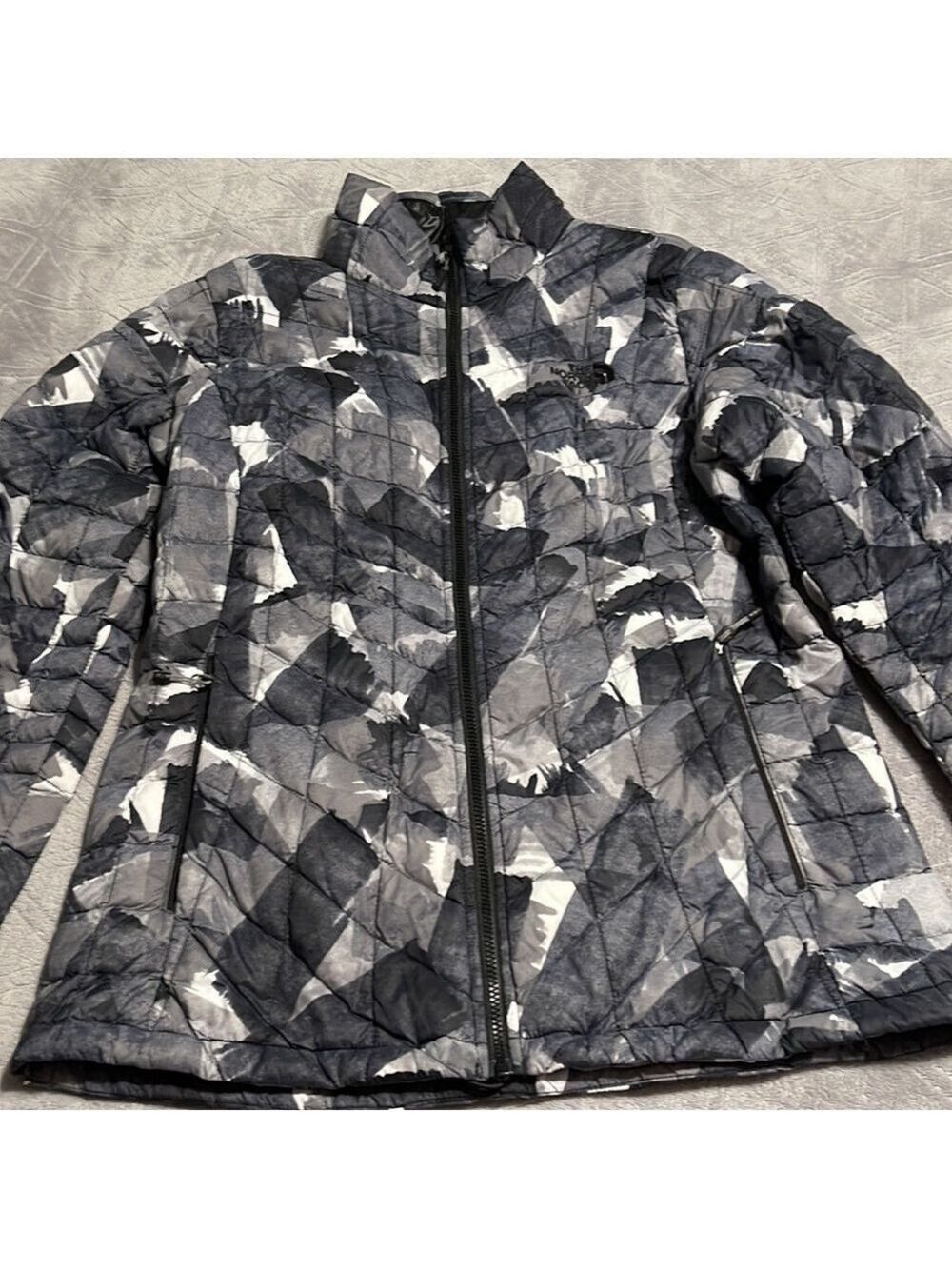 NORTH face jacket - Picture 5 of 8